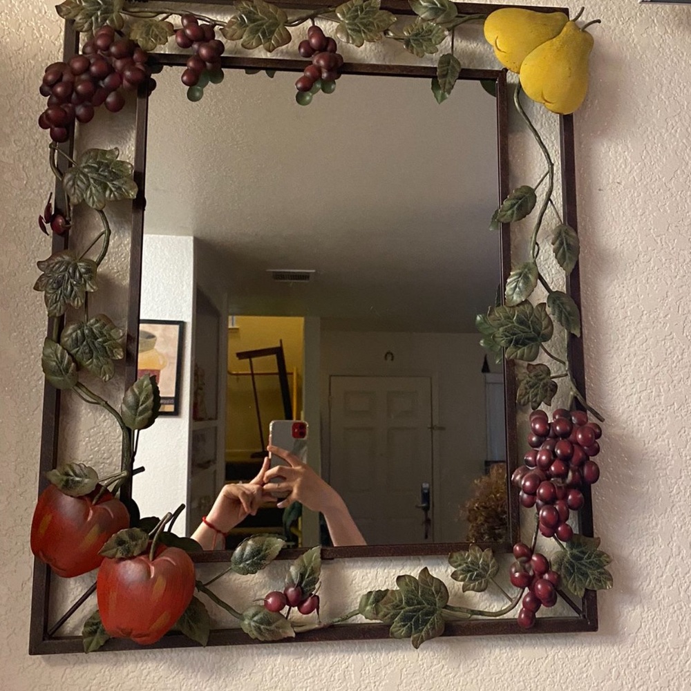 Mirror, feart statement peice